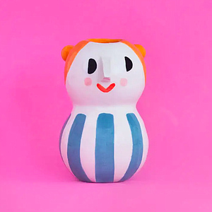 Lola vase