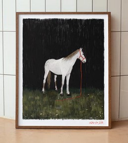 Black horse (L)