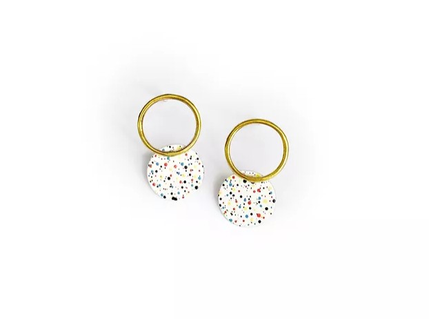 MOTTLED Pendientes blancos